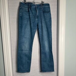 Warp & Weft men’s jeans medium wash